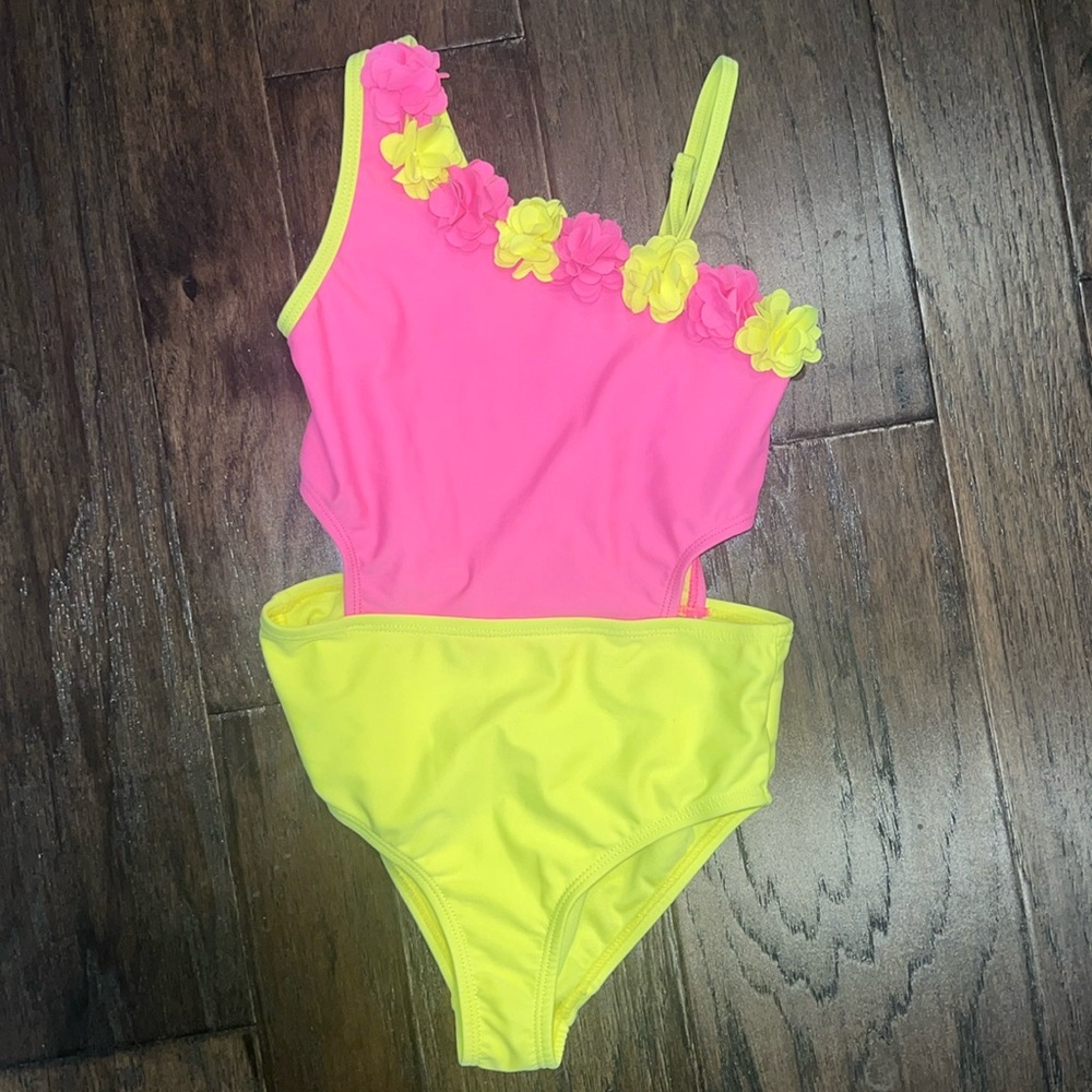 Cynthia rowley cutout swim 5
